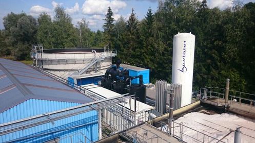 Combination of UV-AOP and biological wastewater treatment